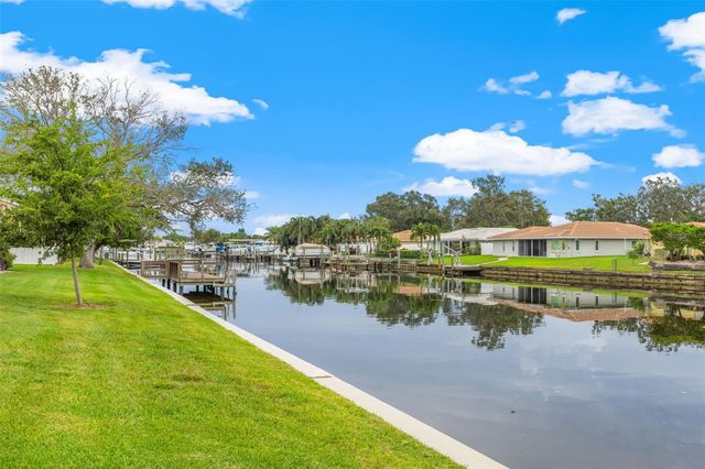 6497 CAPE HATTERAS WAY NE 3, St Petersburg, FL 33702