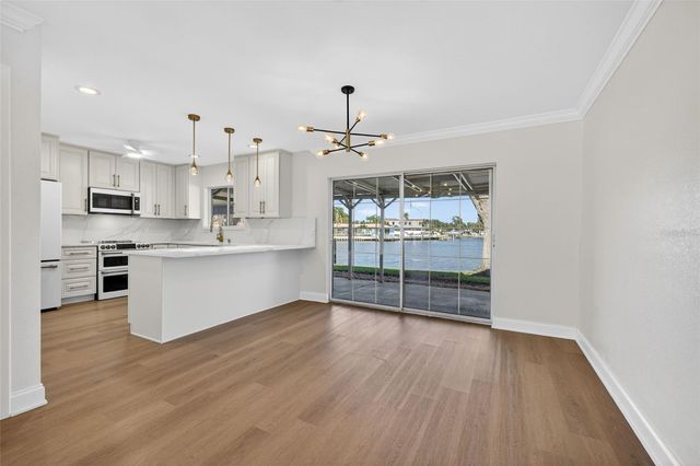 6497 CAPE HATTERAS WAY NE 3, St Petersburg, FL 33702