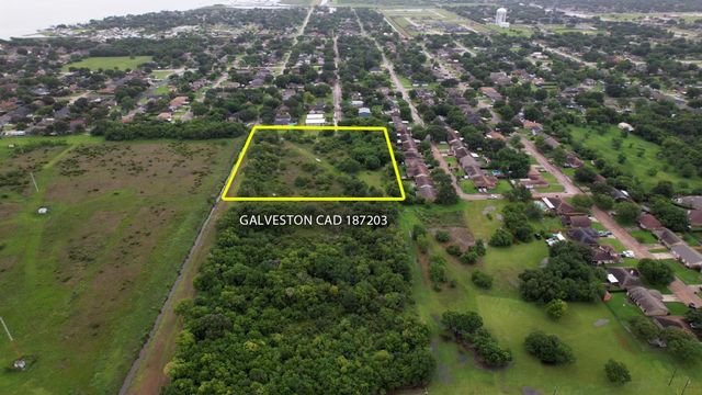 0 29th St Avenue N, Texas City, TX 77590