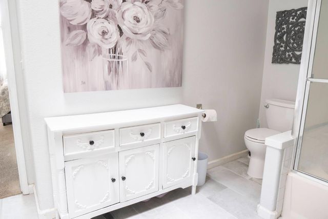 5491 W Roberts Avenue, Fresno, CA 93722