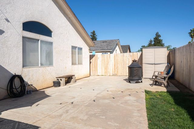 5491 W Roberts Avenue, Fresno, CA 93722