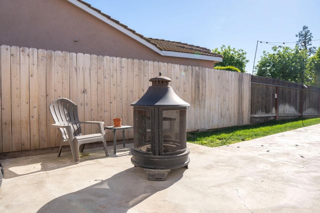 5491 W Roberts Avenue, Fresno, CA 93722