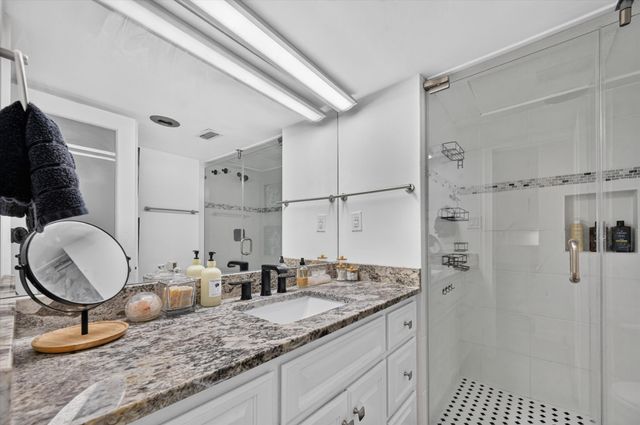 4003 Gilbert Avenue 7, Dallas, TX 75219