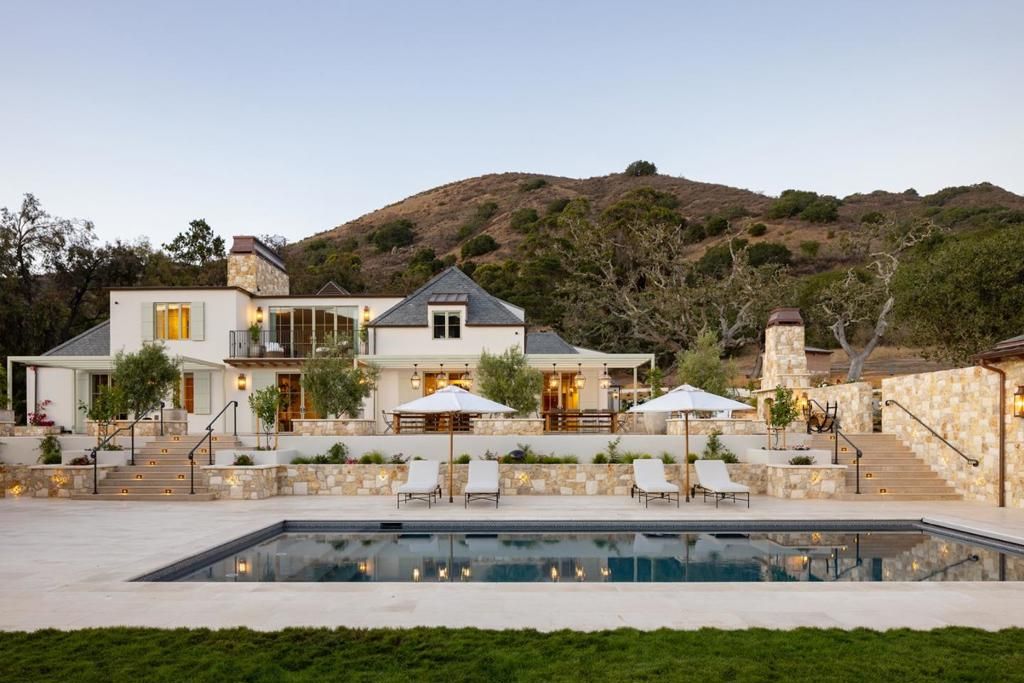 10 Encina Drive, Carmel Valley, CA 93924