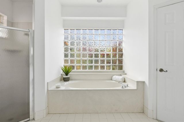 2698 Cypress Ln, Weston, FL 33332