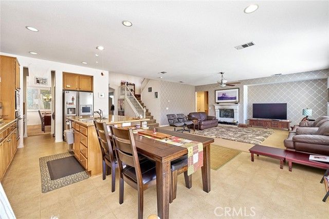 2106 Tangerine, Palmdale, CA 93551