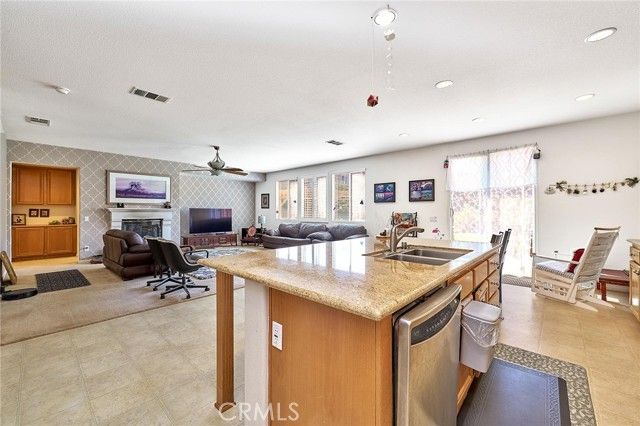 2106 Tangerine, Palmdale, CA 93551