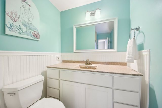 4225 Saratoga Avenue 415B, Downers Grove, IL 60515