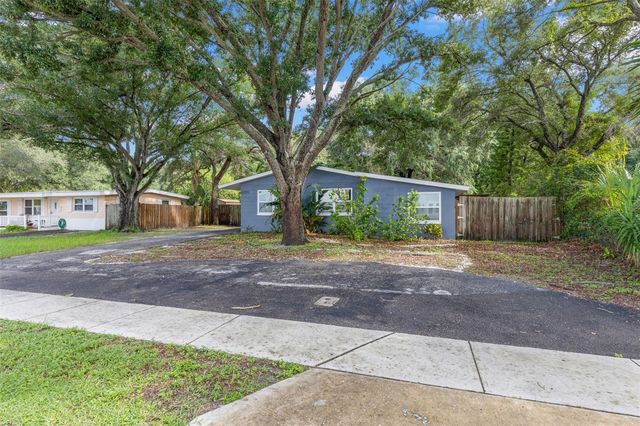 6225 76TH AVENUE N, Pinellas Park, FL 33781