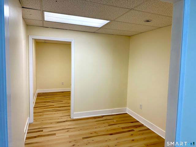 3848 Whitney Avenue, Hamden, CT 06518