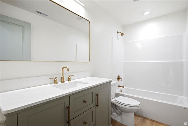 3230 W DOUGLAS DR, Pleasant View, UT 84414