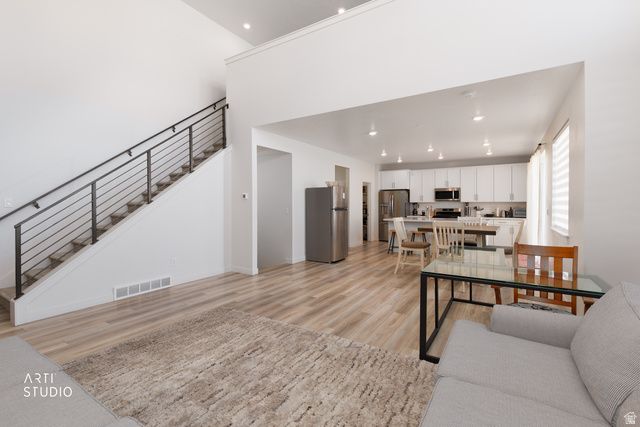 2477 N PAINTBRUSH DR, Saratoga Springs, UT 84045