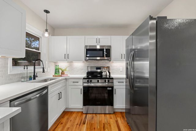 339 Springwood Ln, San Antonio, TX 78216