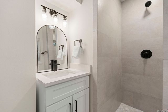 339 Springwood Ln, San Antonio, TX 78216