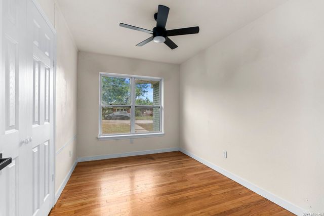 339 Springwood Ln, San Antonio, TX 78216