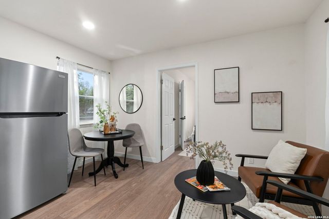 339 Springwood Ln, San Antonio, TX 78216