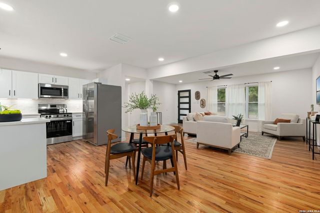 339 Springwood Ln, San Antonio, TX 78216