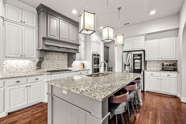 7600 Glenwick, The Colony, TX 75056