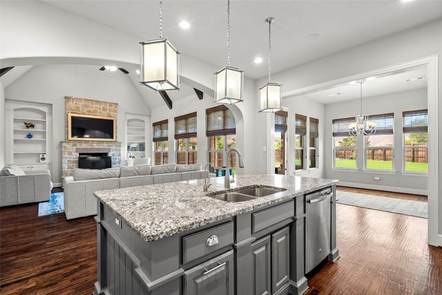 7600 Glenwick, The Colony, TX 75056