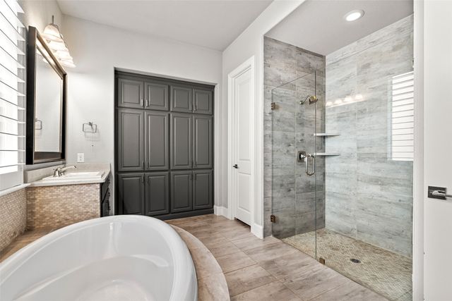 7600 Glenwick, The Colony, TX 75056