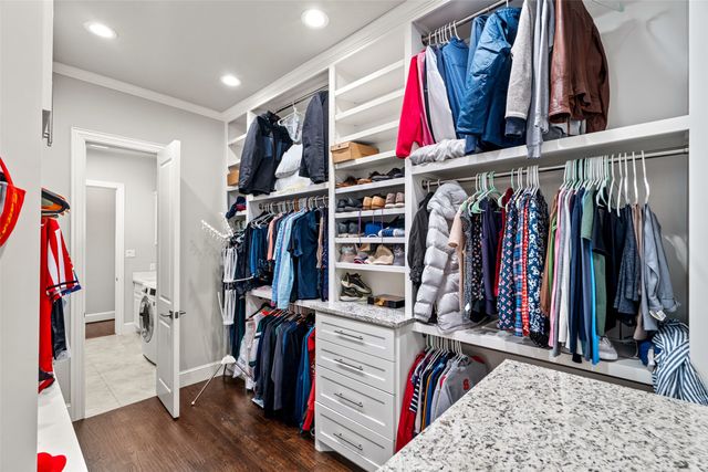 7600 Glenwick, The Colony, TX 75056