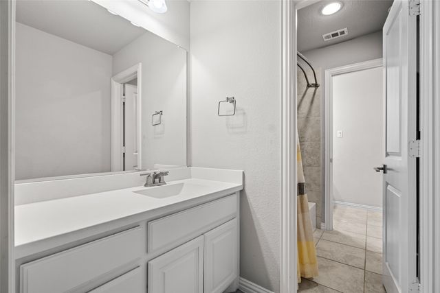 7600 Glenwick, The Colony, TX 75056