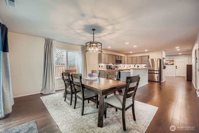 18219 93rd Avenue E, Puyallup, WA 98375