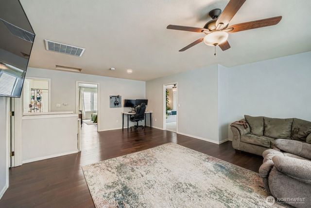 18219 93rd Avenue E, Puyallup, WA 98375