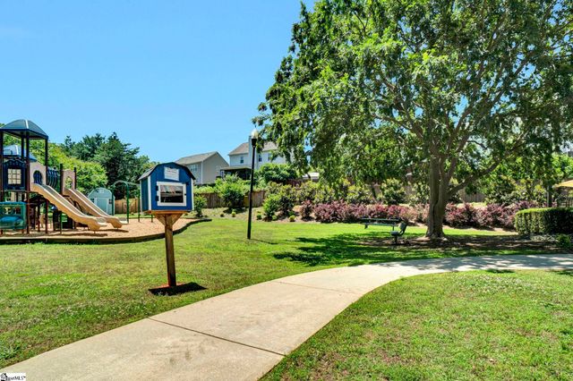 905 Morning Mist Lane, Simpsonville, SC 29680