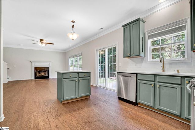 905 Morning Mist Lane, Simpsonville, SC 29680