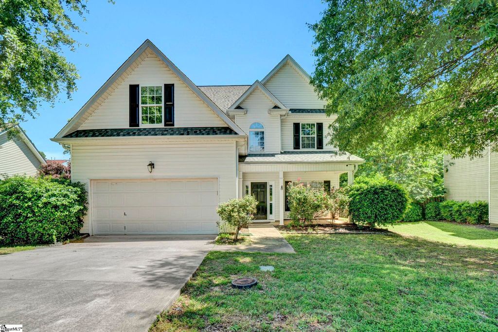 905 Morning Mist Lane, Simpsonville, SC 29680