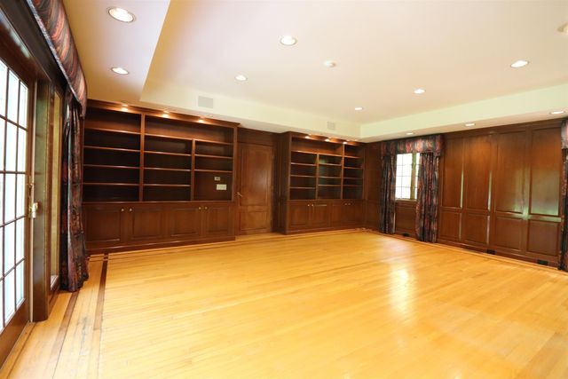 3 Oak Lane, Stratham, NH 03885
