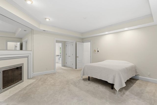 3 Oak Lane, Stratham, NH 03885
