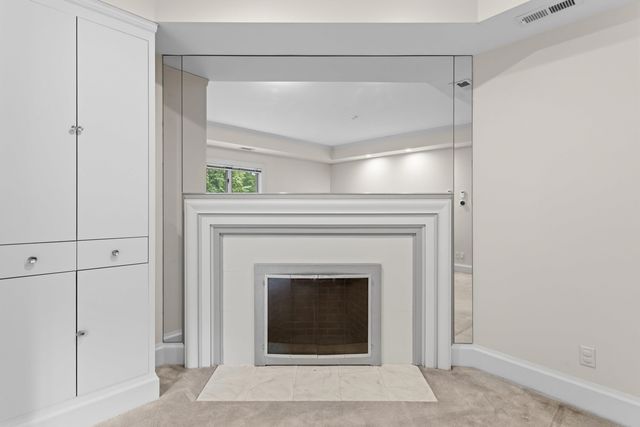 3 Oak Lane, Stratham, NH 03885