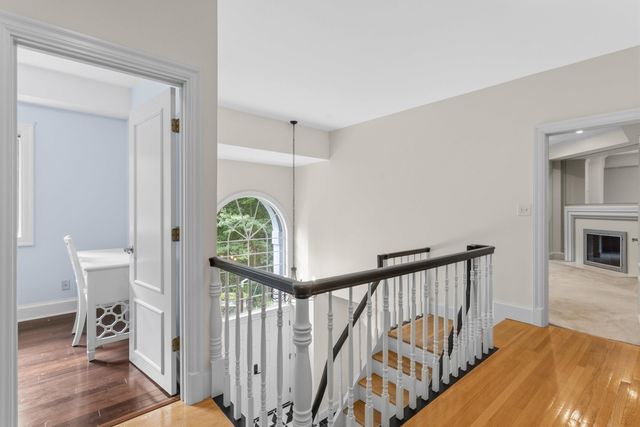 3 Oak Lane, Stratham, NH 03885