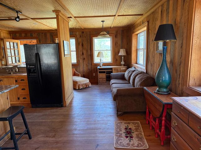 105 Craigue Hill, Springfield, VT 05156