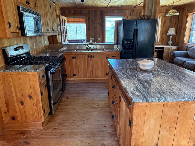 105 Craigue Hill, Springfield, VT 05156