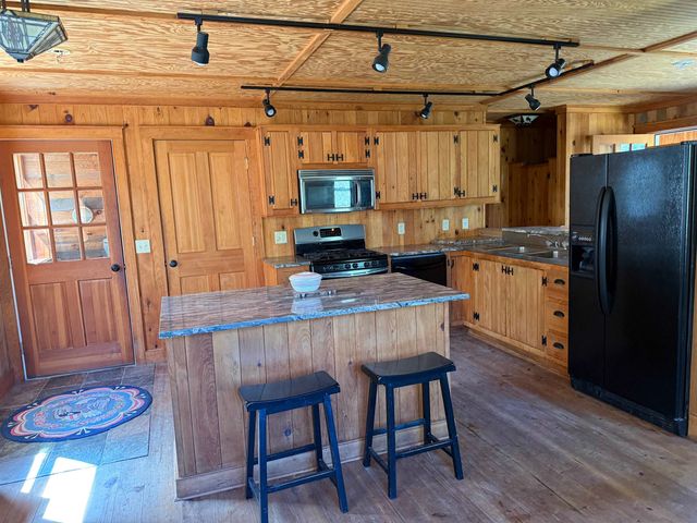 105 Craigue Hill, Springfield, VT 05156