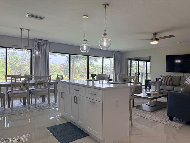 1534 Wildwood LN 1534, Naples, FL 34105