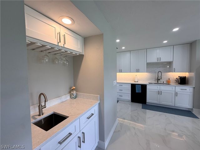 1534 Wildwood LN 1534, Naples, FL 34105