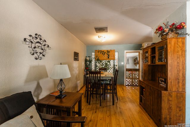 4839 Newcome, San Antonio, TX 78229