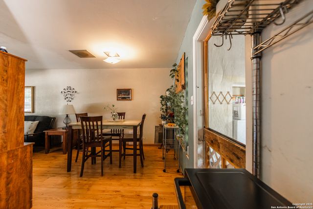 4839 Newcome, San Antonio, TX 78229