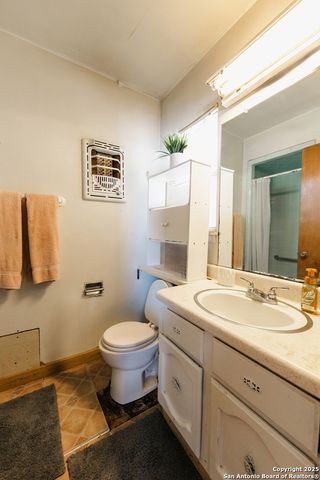 4839 Newcome, San Antonio, TX 78229