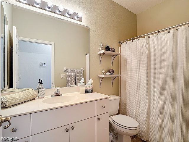 20691 Marathona CT, North Fort Myers, FL 33917