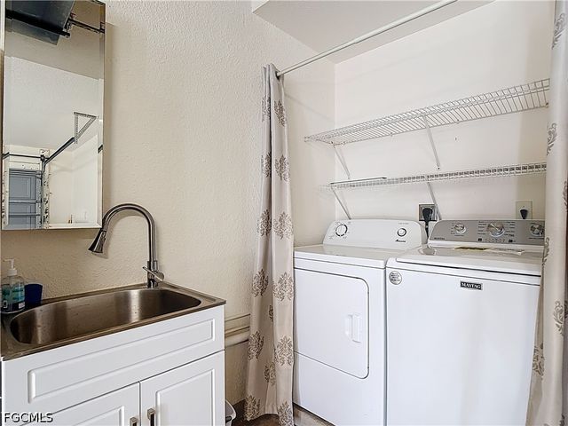 20691 Marathona CT, North Fort Myers, FL 33917