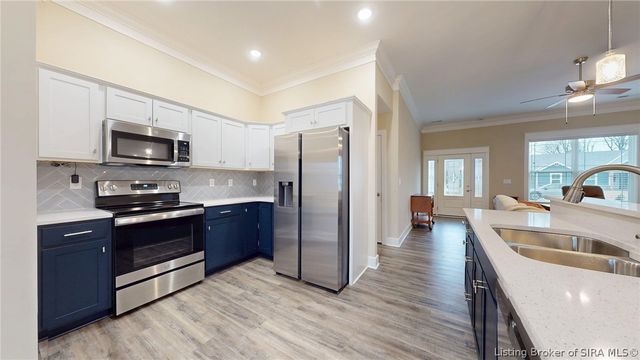 8107 Palermo Trail, Sellersburg, IN 47172