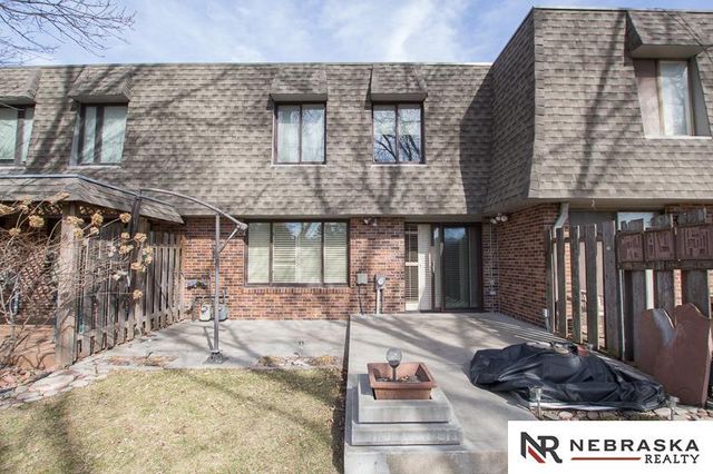 3419 neerpark Drive, Lincoln, NE 68506