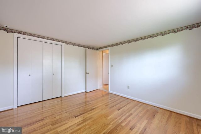 24 BLAINE AVE, Leola, PA 17540