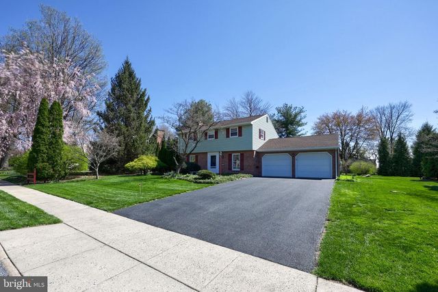 24 BLAINE AVE, Leola, PA 17540