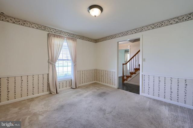 24 BLAINE AVE, Leola, PA 17540